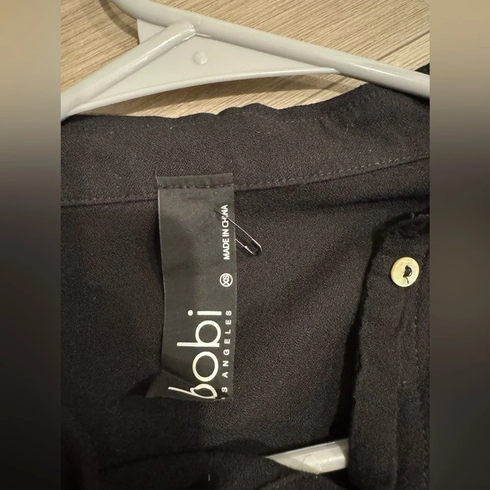Bobi Light Weight Jersey Button Up in Black. Size XS. New Without Tags. - Picture 7 of 7